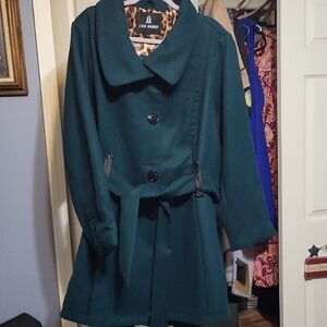 Steve Madden Women's Green Coat